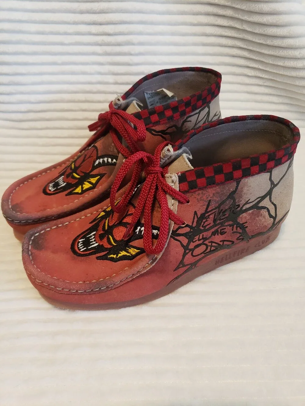 Clarks x Stranger Things Mens Wallabee Boot Clogs Hellfire Club / Upside Down 7M